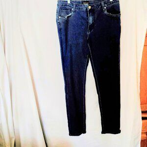 Elevate Your Curves: Venus Butt-Lifting Jeans